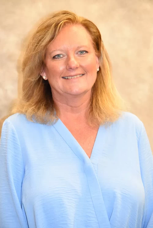 Click to view profile for Suzanne Singletary